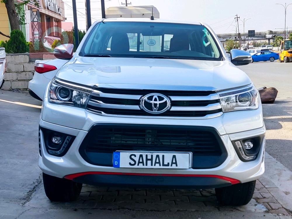 تويوتا هايلوكس